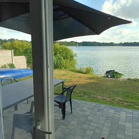 Chatka Nad Woda * Walcz