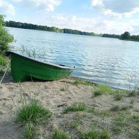 Chatka Nad Woda Wałcz